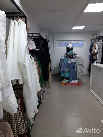 Продам готовый бизнес магазин одежды