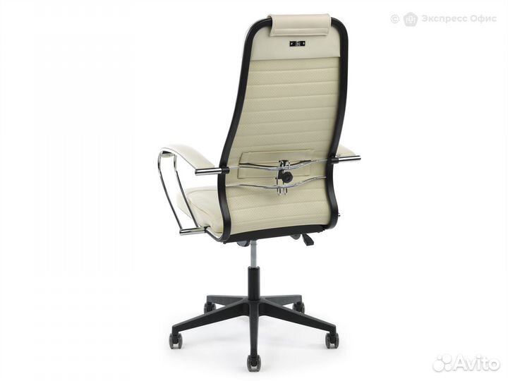 Кресло для руководителя Метта комплект 6, основани