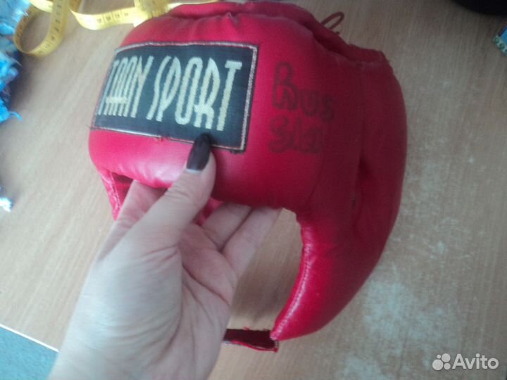 Шлем для единоборств