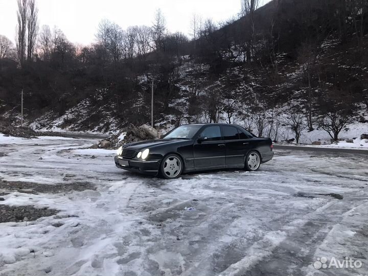 Mercedes-Benz E-класс 3.2 AT, 2001, 379 969 км