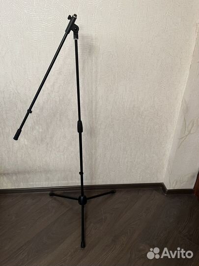 Микрофонная стойка журавль quik LOK