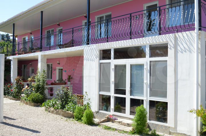 Комната 20 м² в 8-к., 2/2 эт.