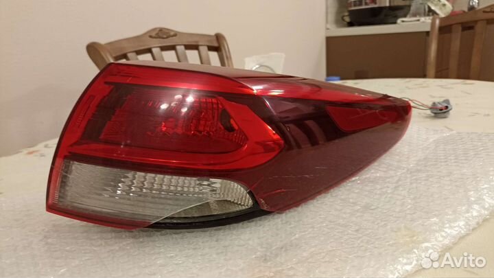 Фонарь задний правый kia x line