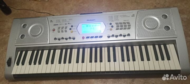 Синтезатор Rolsen RKB 6101