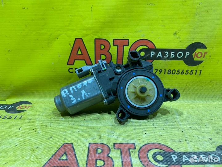 Мотор стеклоподъемника задний левый Volkswagen