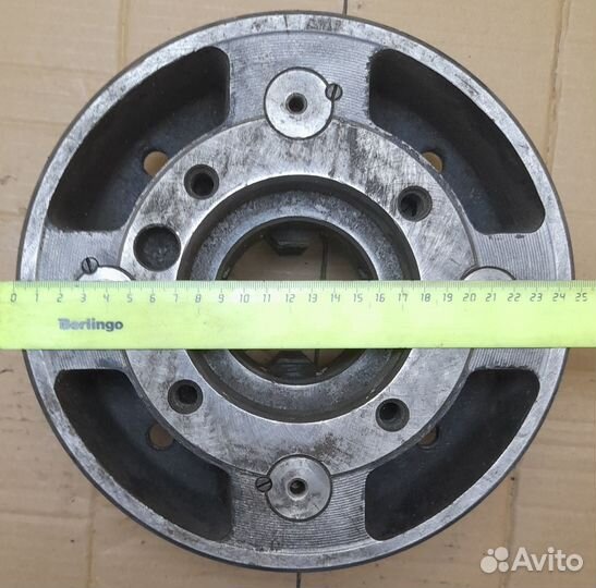 250 Патрон токарный 4 - х кулачковый с независимым