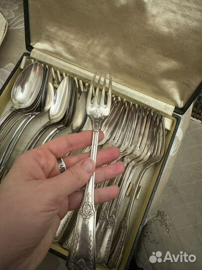 Набор столовых приборов мельхиор