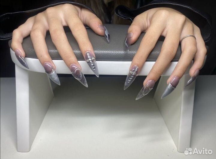 Маникюр на дому