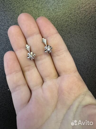 Золотые серьги