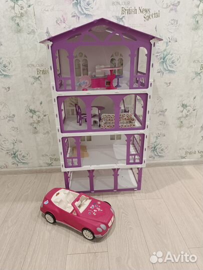 Кукольный домик с мебелью и машиной