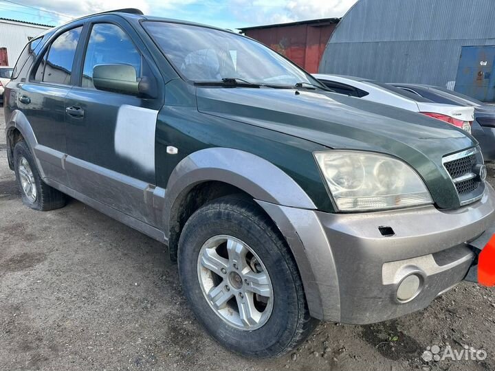 Киа Соренто I дорестайлинг 2005 г авто на запчасти