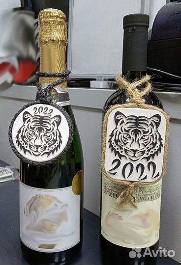 Декоративная подвеска тигр квадрат черный