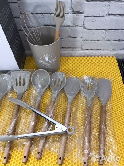 Набор кухонных принадлежностей/12 предметов новый