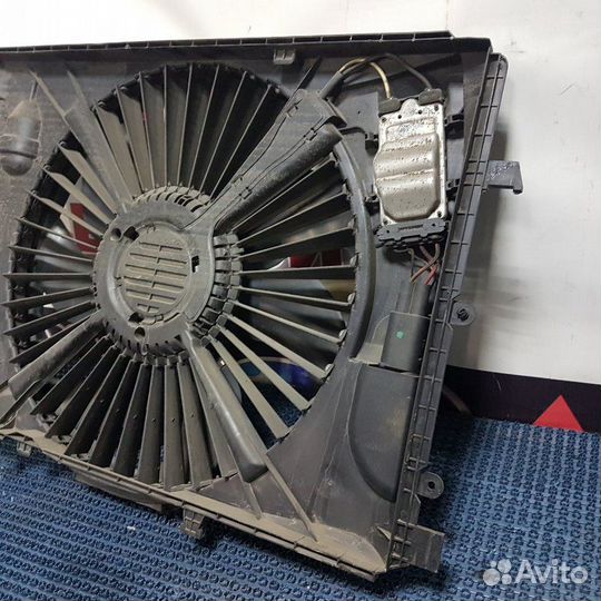 Диффузор радиатора Mercedes-Benz E-Class W212 M271