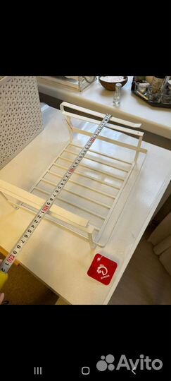 Подвесная полочка в шкаф