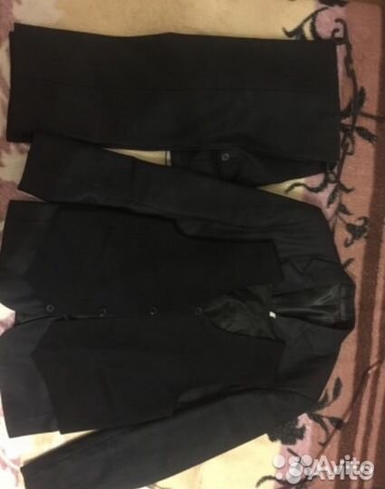 Школьный костюм