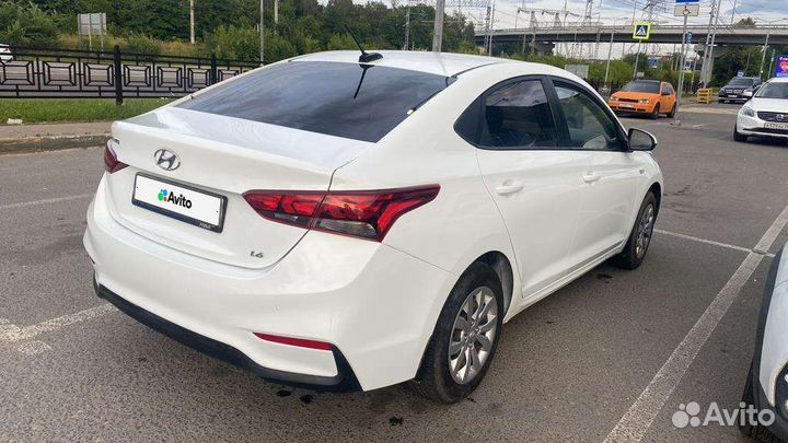 Hyundai Solaris 1.6 AT, 2018, 240 000 км