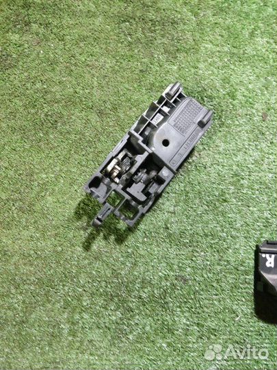 Ручка двери внутренняя передняя левая Toyota