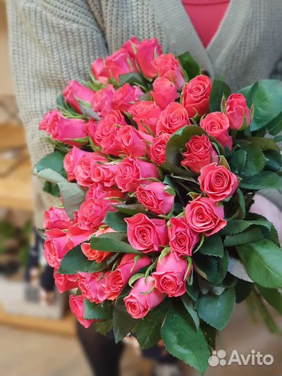 Коралловые розы, букеты из роз