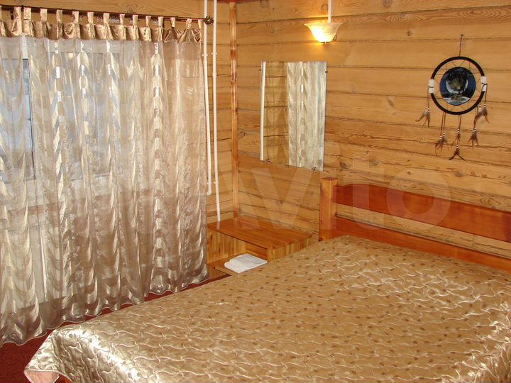 Коттедж 300 м² на участке 20 сот.