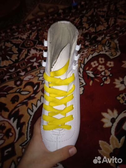 Коньки фигурные не професиональные