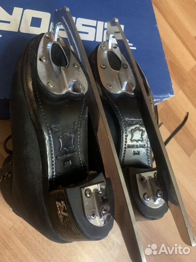 Профессиональные коньки Risport р-р 24,5