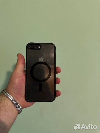 iPhone 8 Plus, 64 ГБ