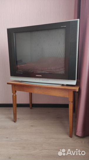 Телевизор Samsung 29 дюймов