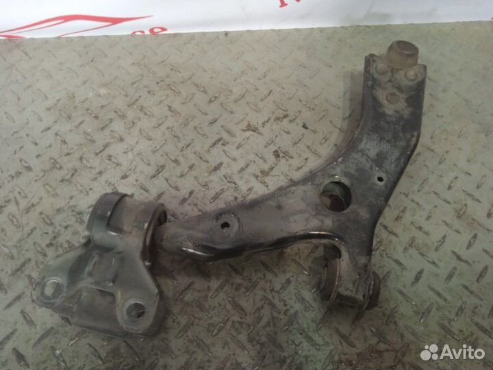 Рычаг передний правый Ford Focus 3
