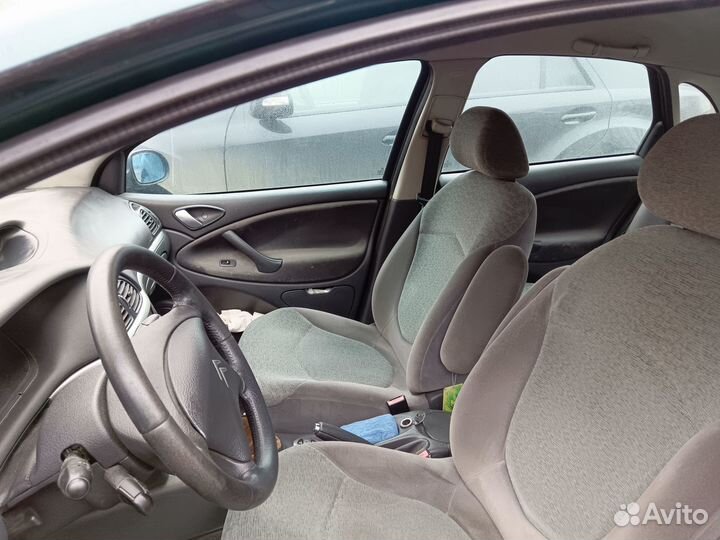 Citroen C5 1.6 МТ, 2005, 300 000 км