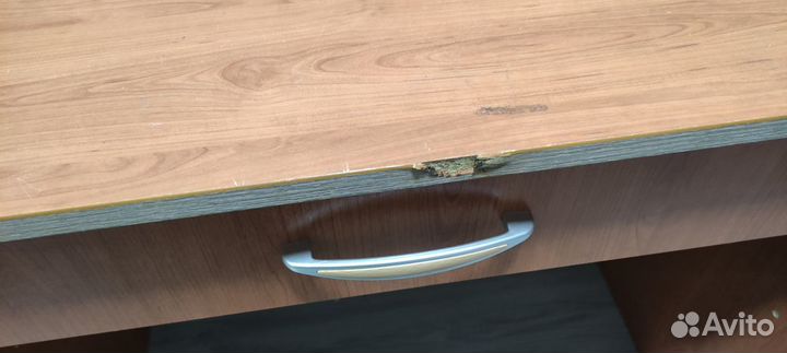 Стол туалетный