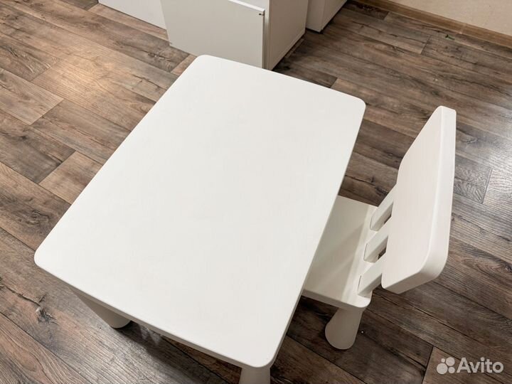 Детский стол и стул IKEA маммут