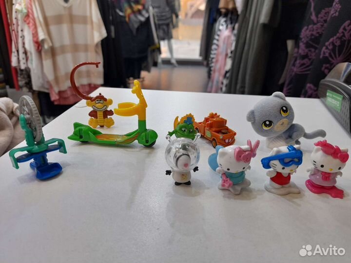 Игрушки из киндера микс