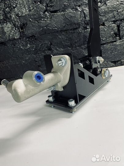 Гидравлический ручник / гидроручник