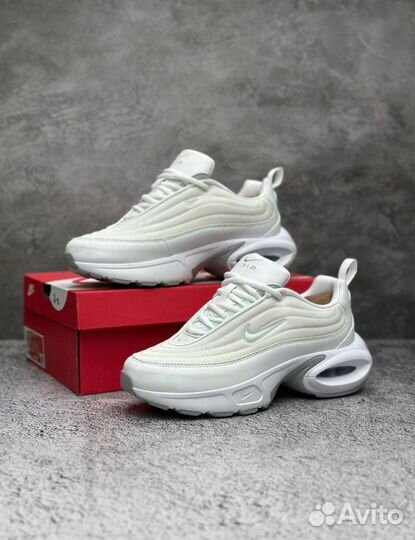 Кроссовки Nike Air Max Tailwind 4 х Supreme