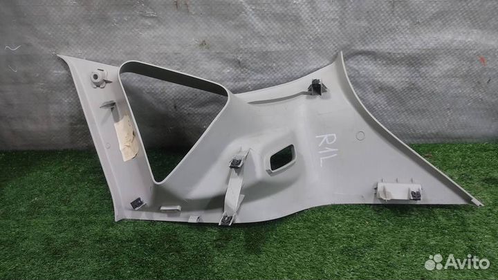 Обшивка левой стойки Ford Fiesta (CB1) 2009