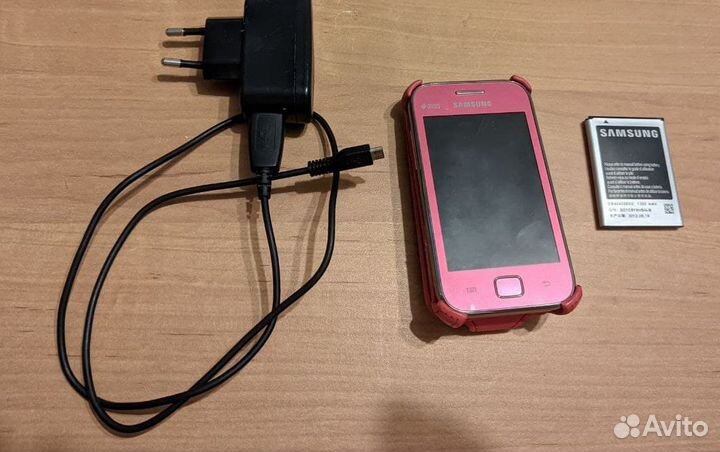 Телефон Samsung Galaxy Ace Duos GT-S6802