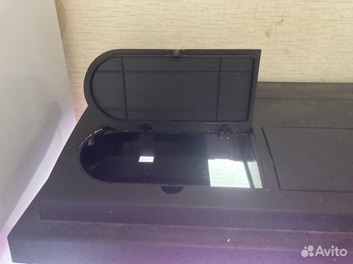 Немецкий аквариум 54 литра Eheim 60 с подсветкой