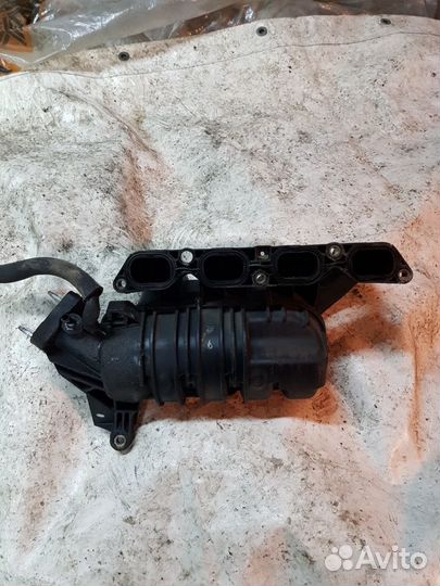 Коллектор впускной Тойота Королла 1.6 3ZZ-FE