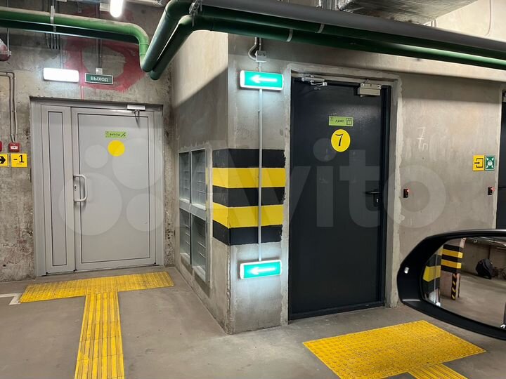 Машиноместо, 14 м²