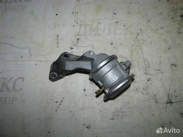 Клапан рециркуляции выхлопных газов Audi A6 (C6 4