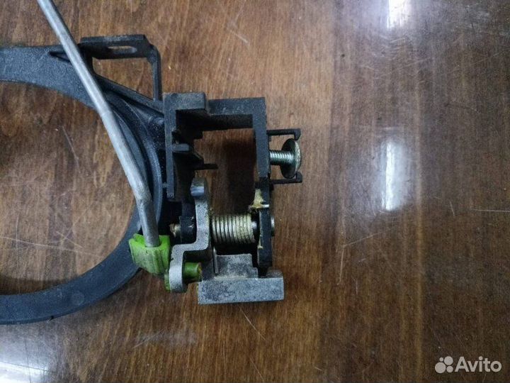 Скелет ручки двери задний левый Mitsubishi Lancer