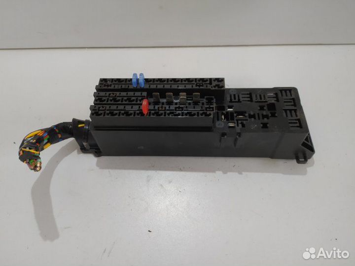 Блок предохранителей салонный Ford Focus 3
