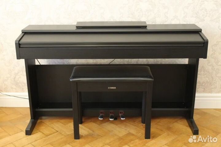 Yamaha YDP-144 B Arius