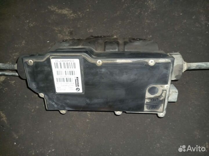 Блок управления ручного тормоза BMW x5 e70