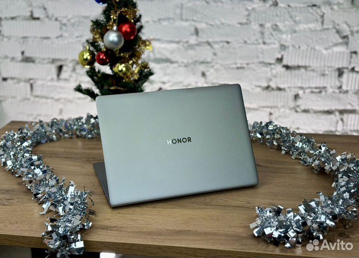 Honor MagicBook Art 14 Oled Ultra 5 /32/1Tb Silver