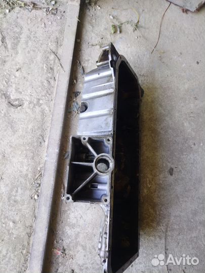 Клапанная крышка BMW e39 e60 x3 e83