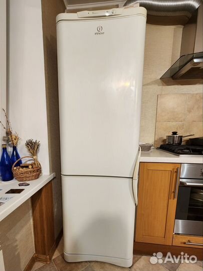 Холодильник