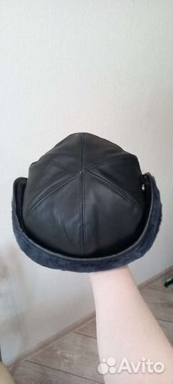 Мужская кожаная кепка