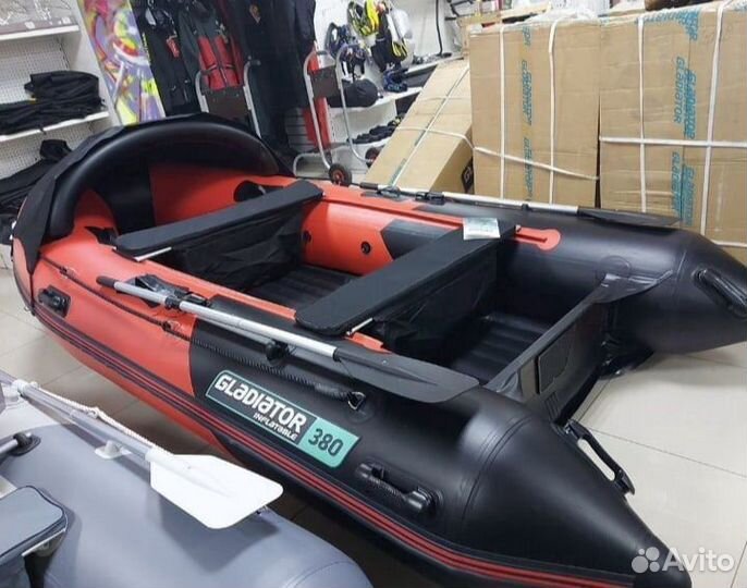 Лодка пвх Gladiator(Гладиатор) E380 PRO б/у
